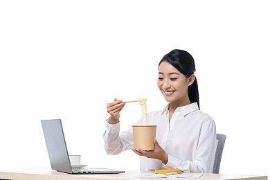 《极品飞车22》中文官网上线 全新截图展示没有动漫元素的实际世界